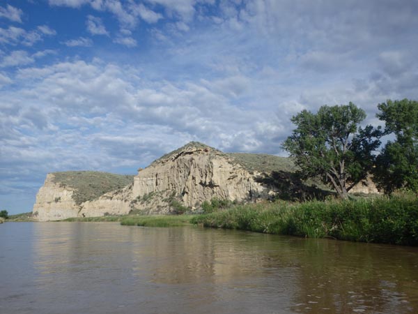 Cliffs and clouds on the Tongue River.